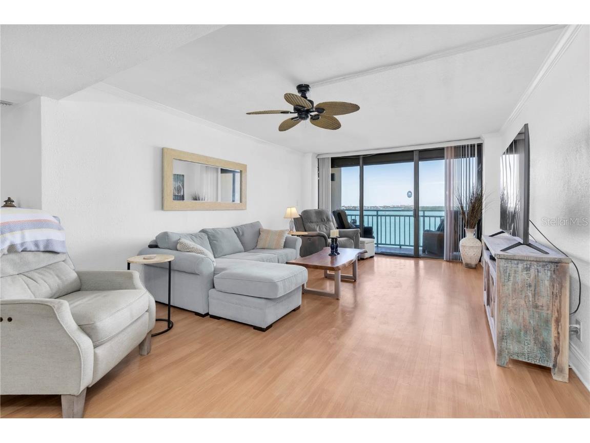1 Key Capri #303E Treasure Island FL 33706 TB8380378 image11