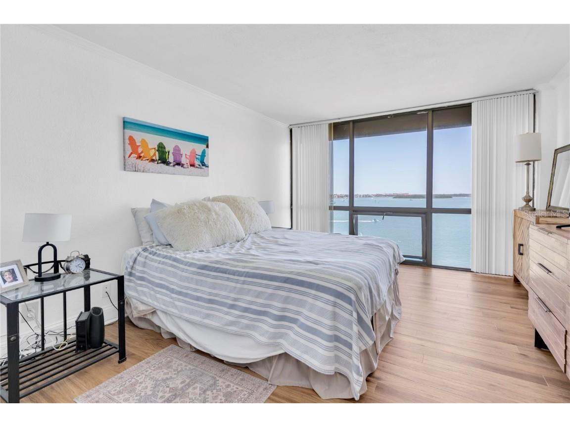 1 Key Capri #303E Treasure Island FL 33706 TB8380378 image15