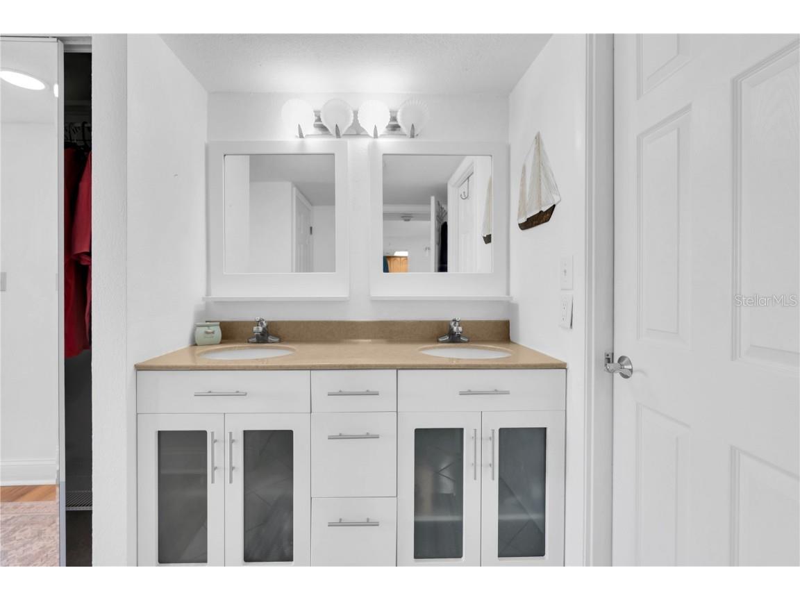 1 Key Capri #303E Treasure Island FL 33706 TB8380378 image18