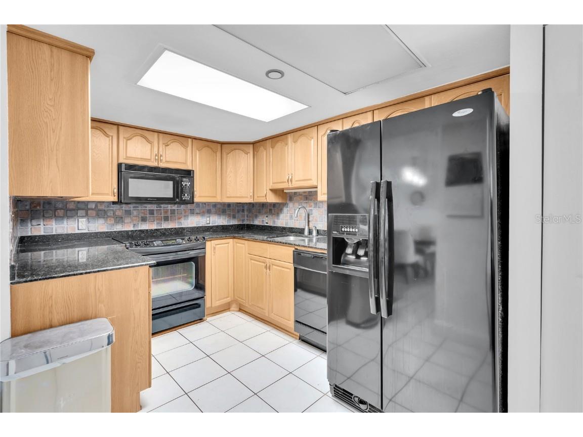 1 Key Capri #303E Treasure Island FL 33706 TB8380378 image5