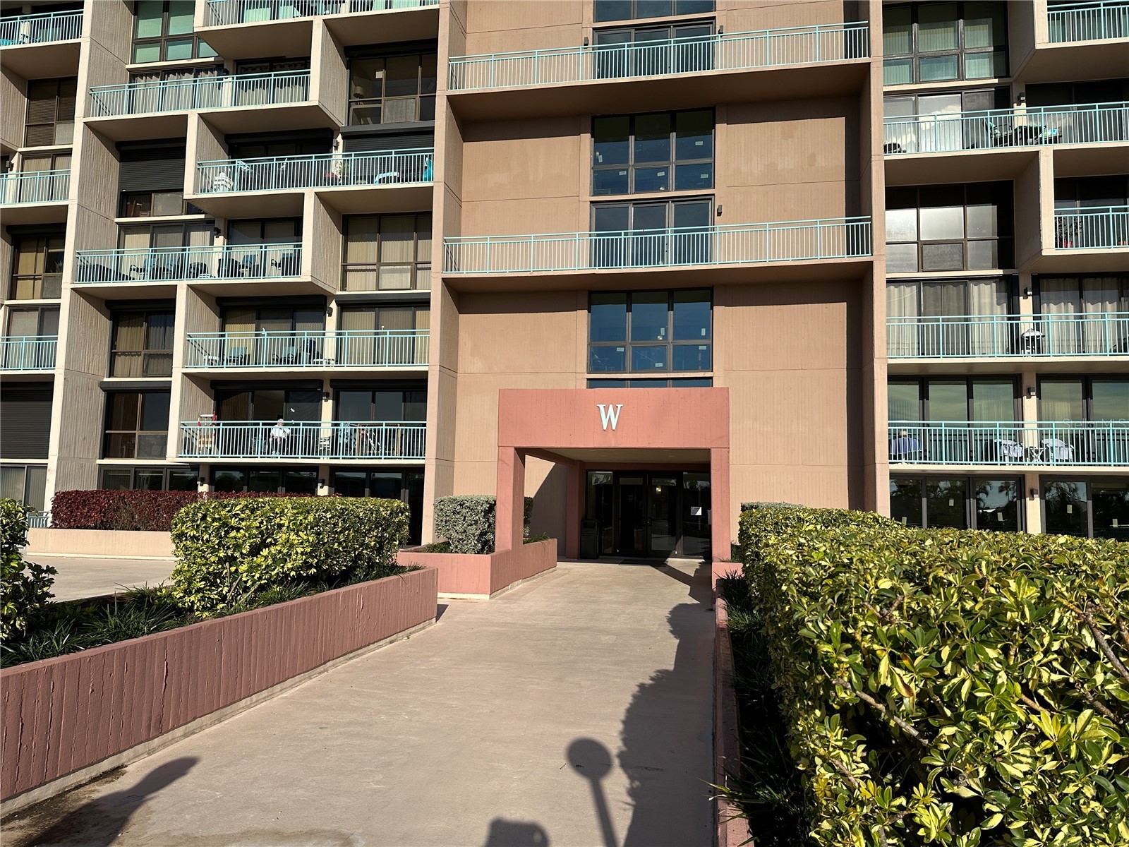 1 Key Capri #303W Treasure Island FL 33706 TB8500044 image1