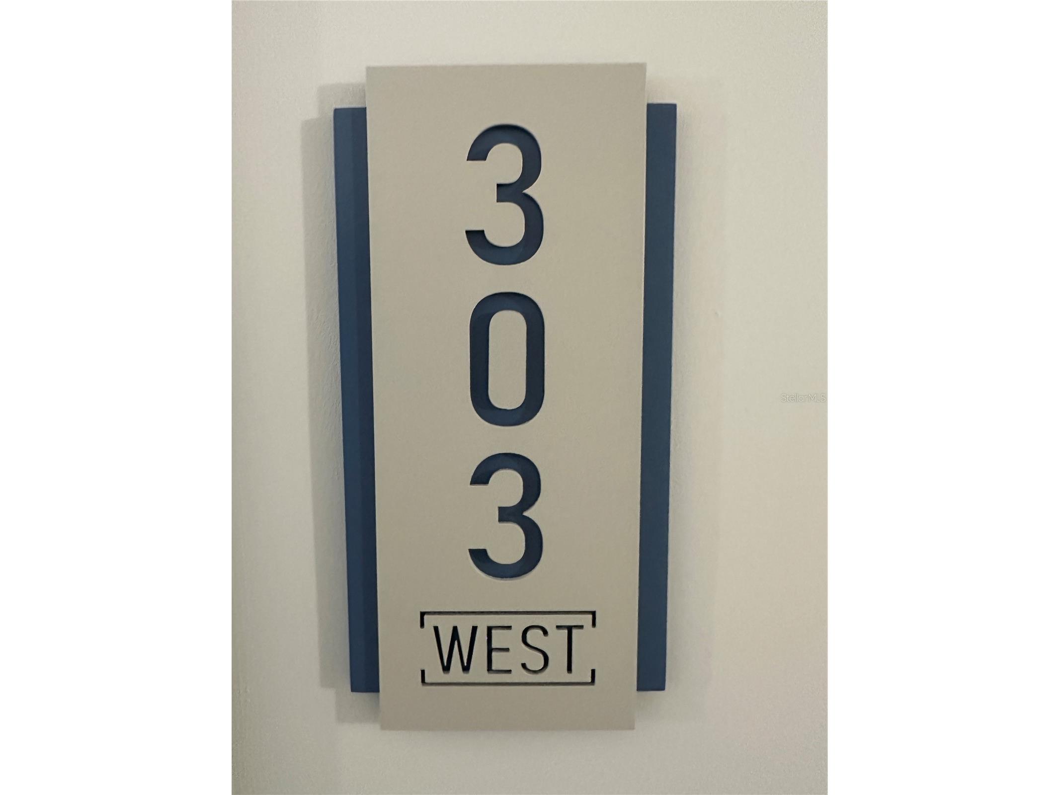 1 Key Capri #303W Treasure Island FL 33706 TB8500044 image4