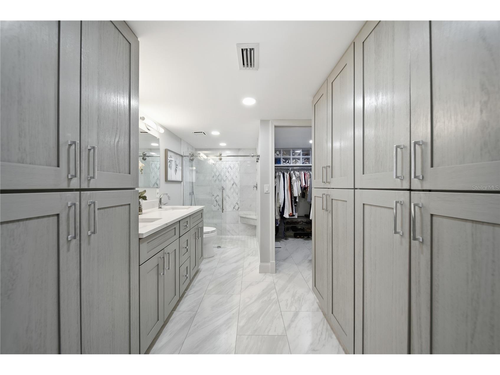 1 Key Capri #306E Treasure Island FL 33706 TB8492071 image23