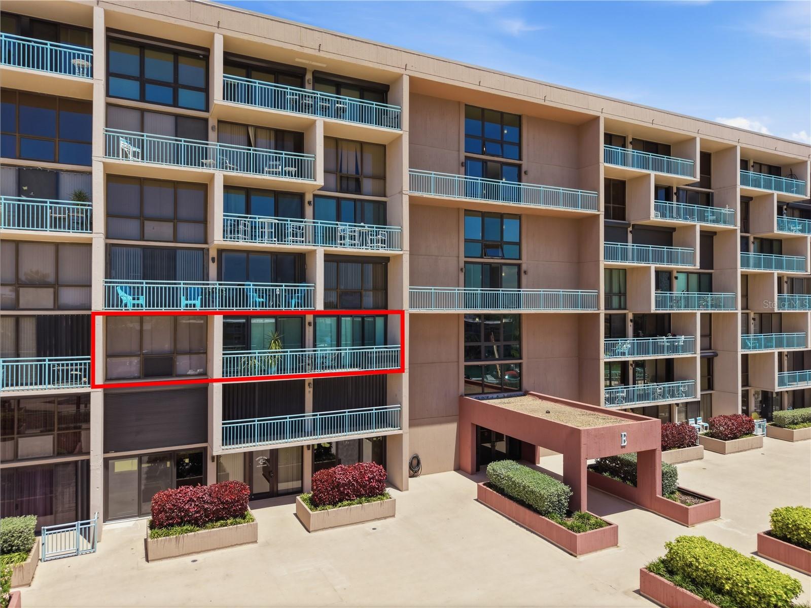 1 Key Capri #306E Treasure Island FL 33706 TB8492071 image3