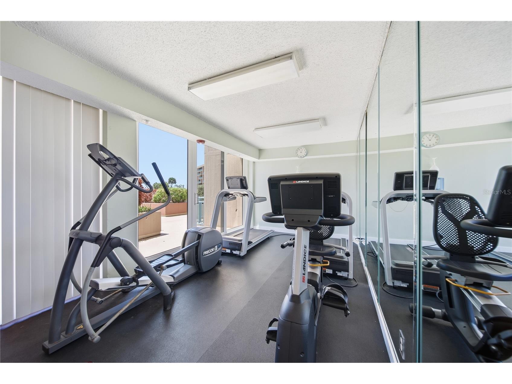 1 Key Capri #306E Treasure Island FL 33706 TB8492071 image30