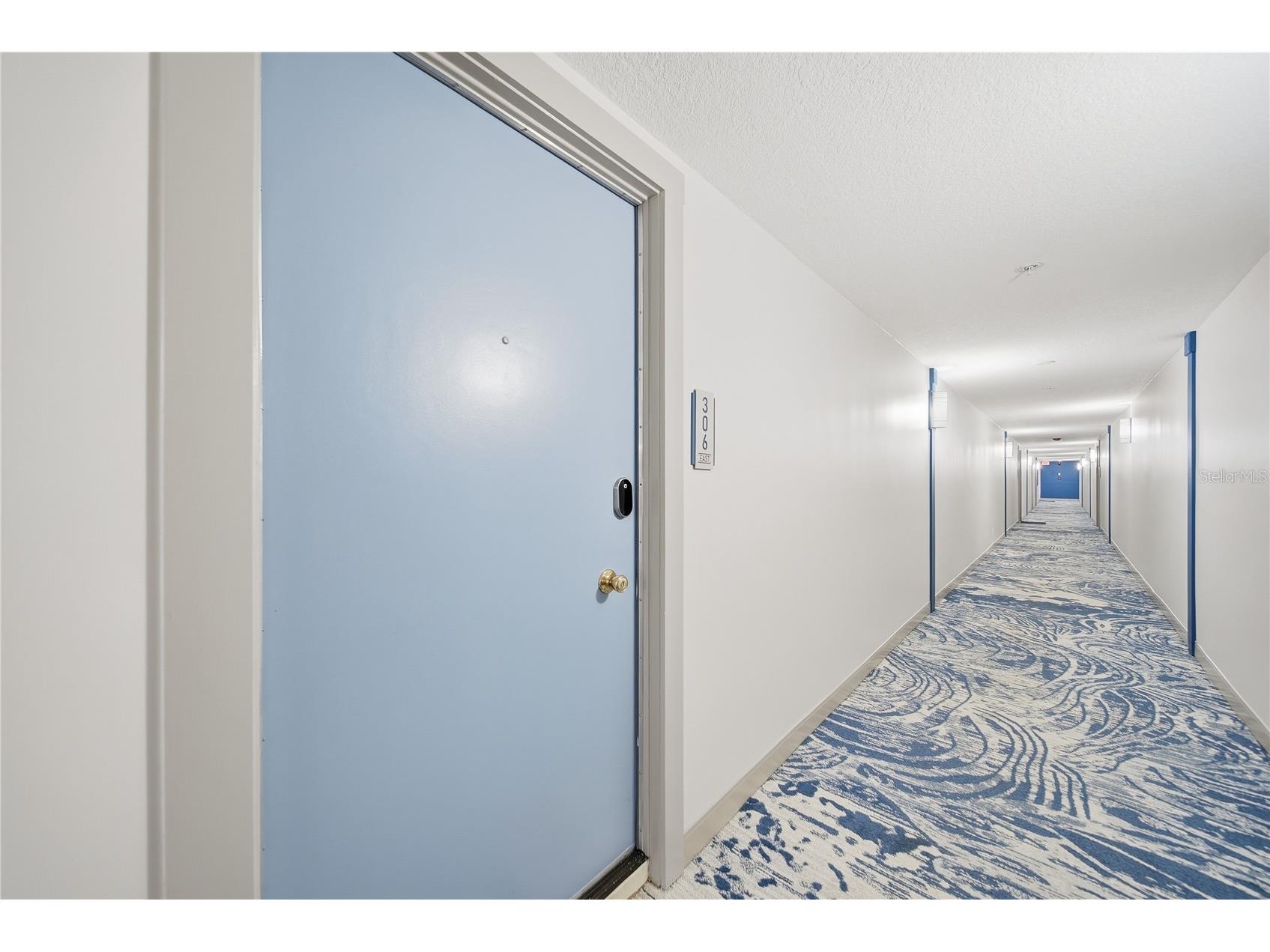 1 Key Capri #306E Treasure Island FL 33706 TB8492071 image4