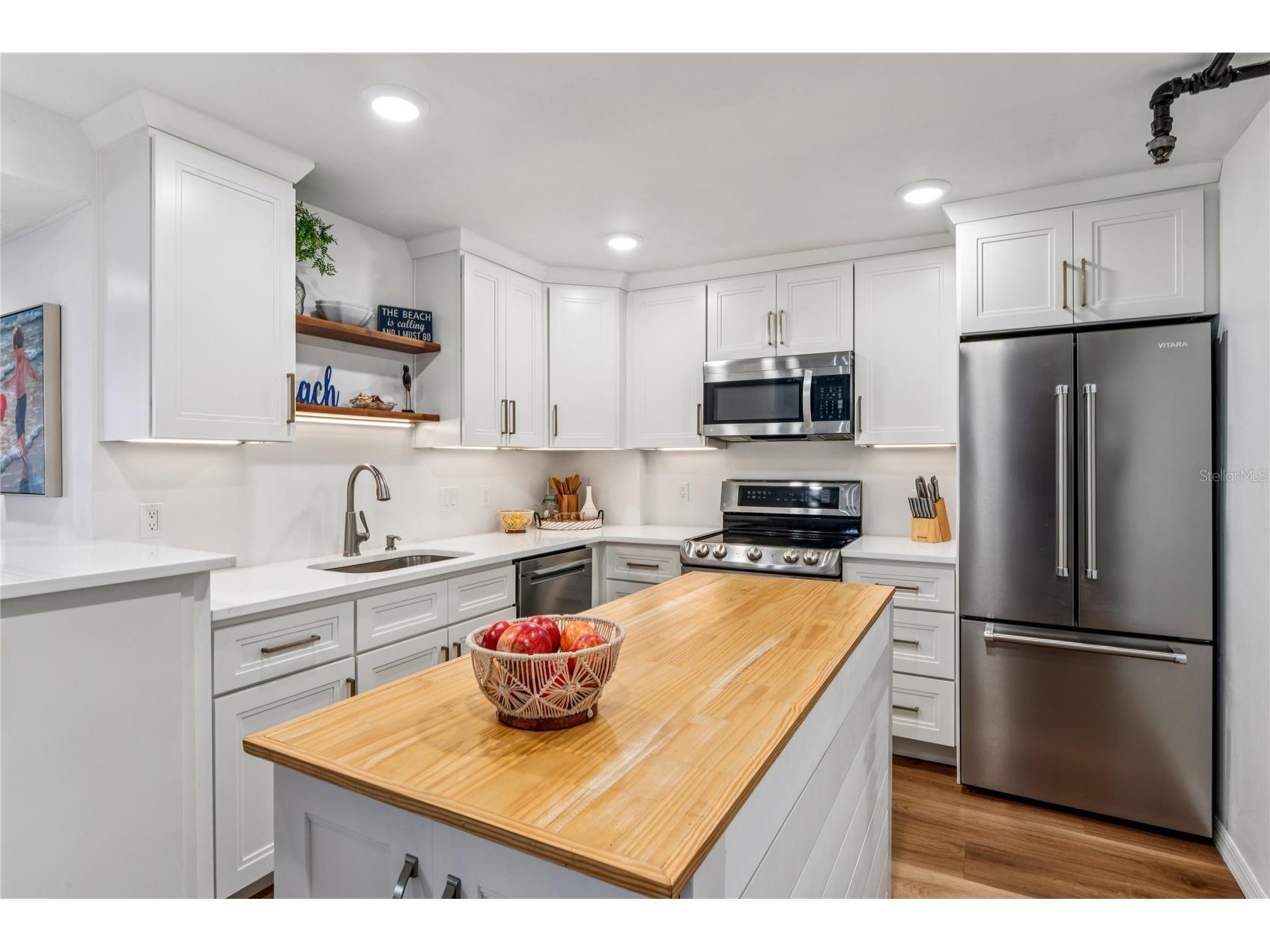 1 Key Capri #312E Treasure Island FL 33706 - LEADING TO THE GULF TB8466352 image17