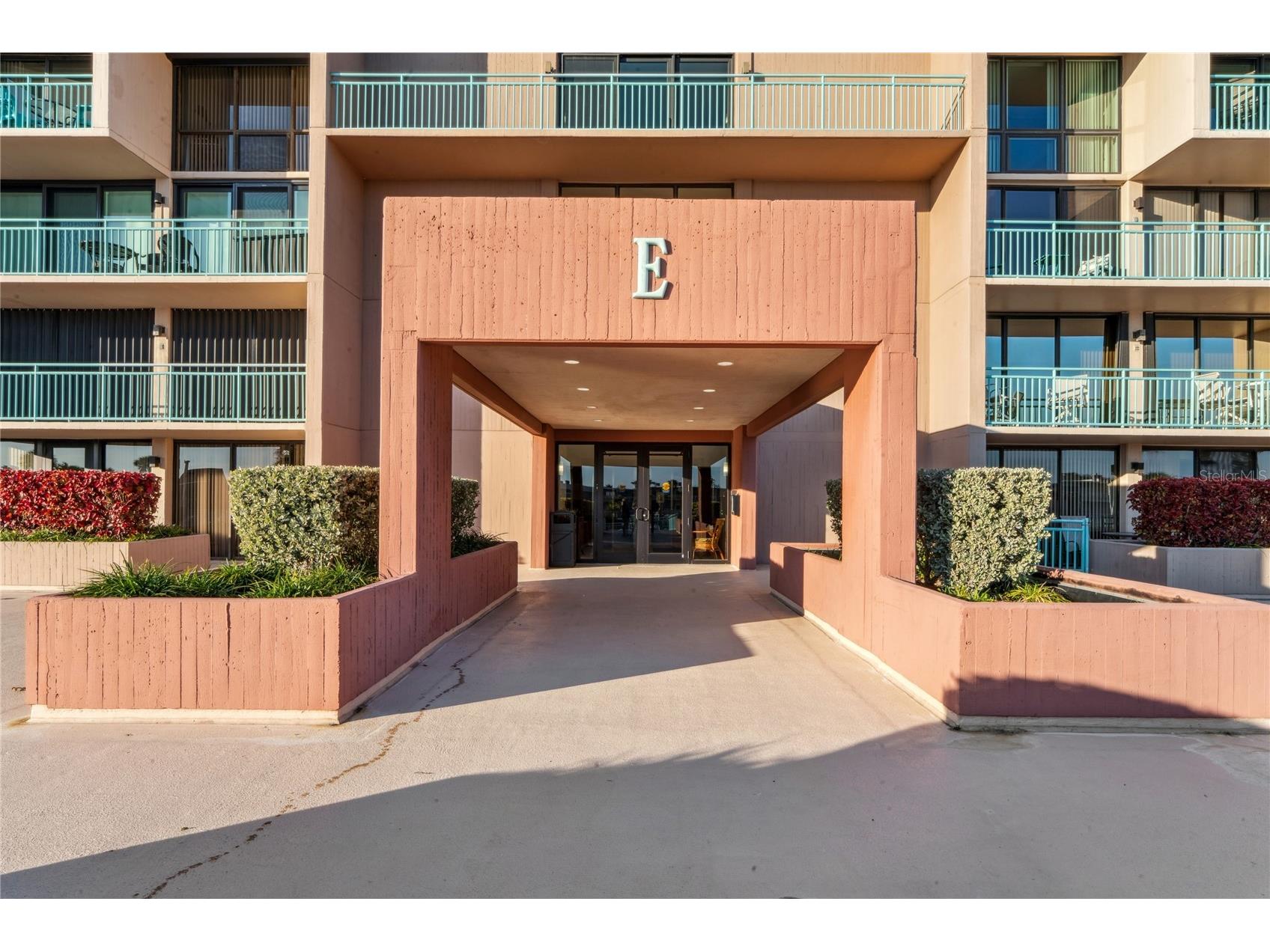 1 Key Capri #312E Treasure Island FL 33706 - LEADING TO THE GULF TB8466352 image6