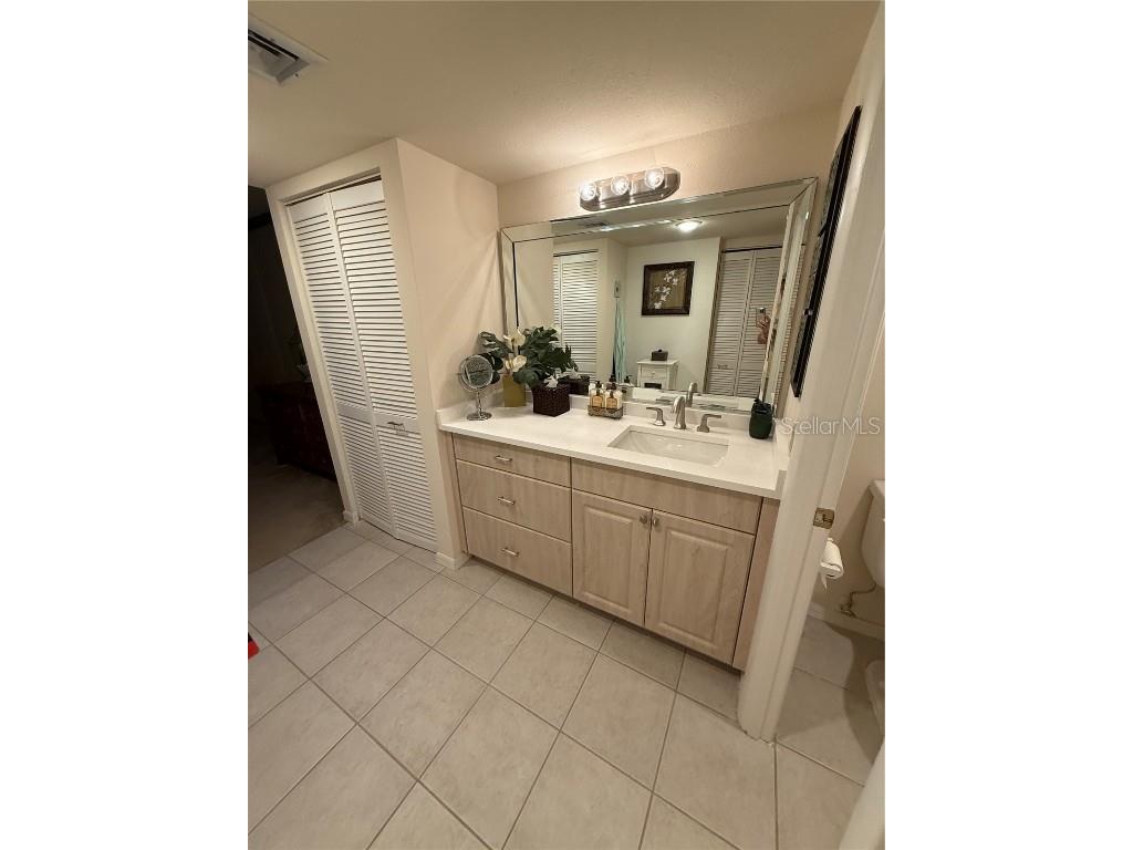 1 Key Capri #502E Treasure Island FL 33706 TB8381558 image21