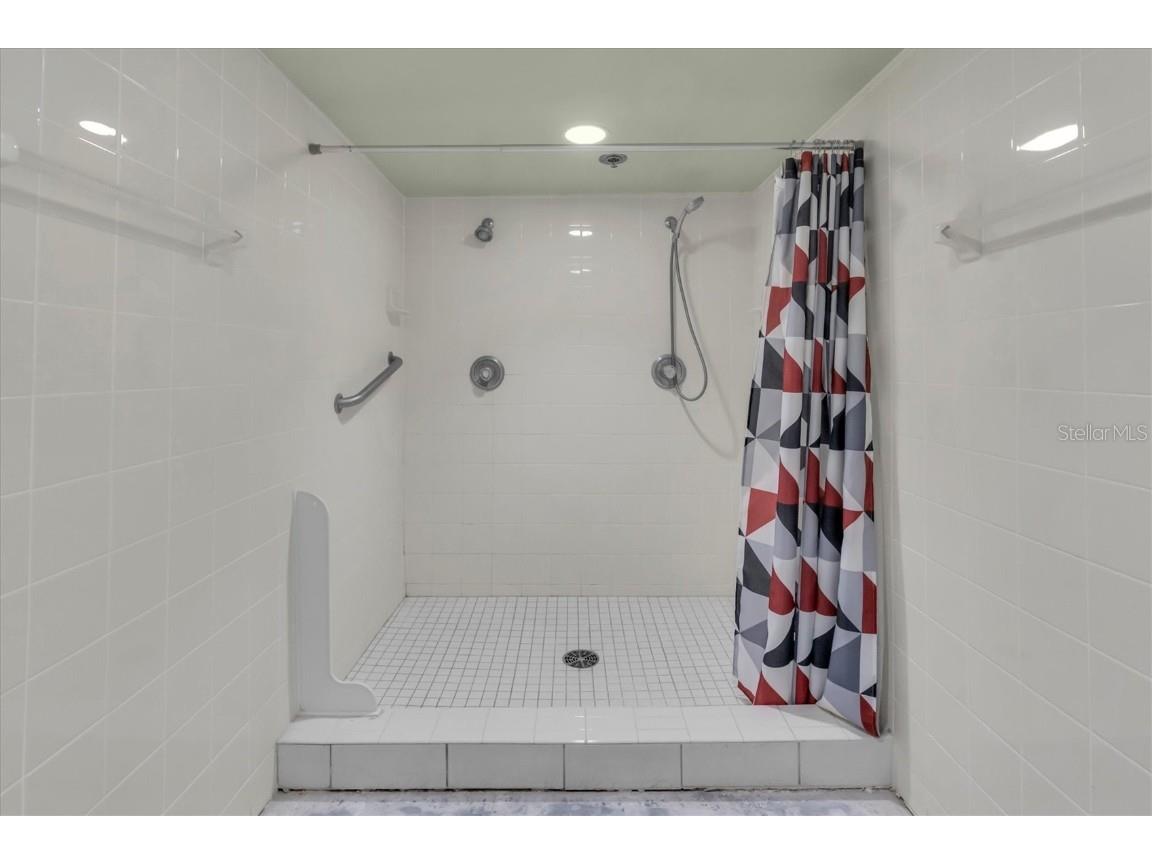 1 Key Capri #502E Treasure Island FL 33706 TB8381558 image33