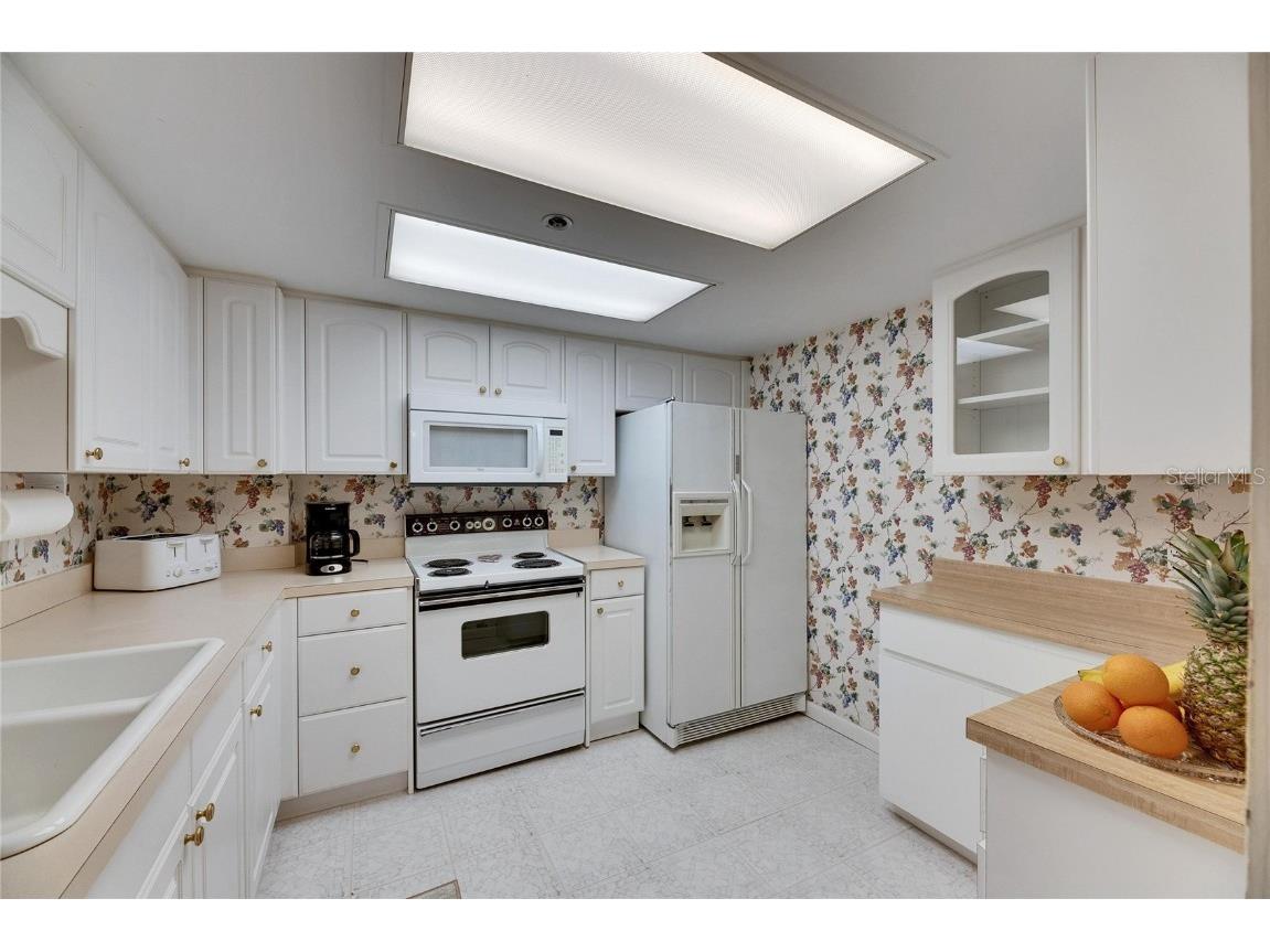 1 Key Capri #604W Treasure Island FL 33706 TB8358146 image16