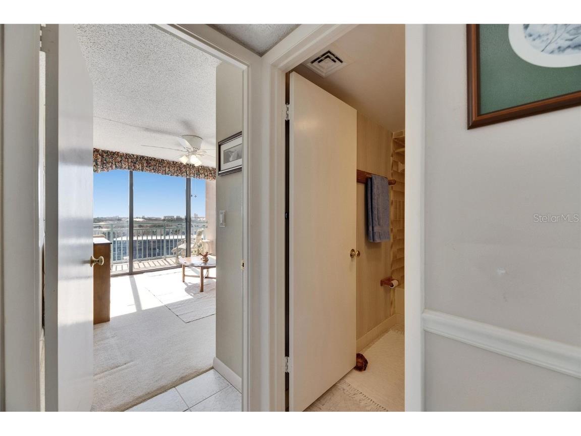 1 Key Capri #604W Treasure Island FL 33706 TB8358146 image25