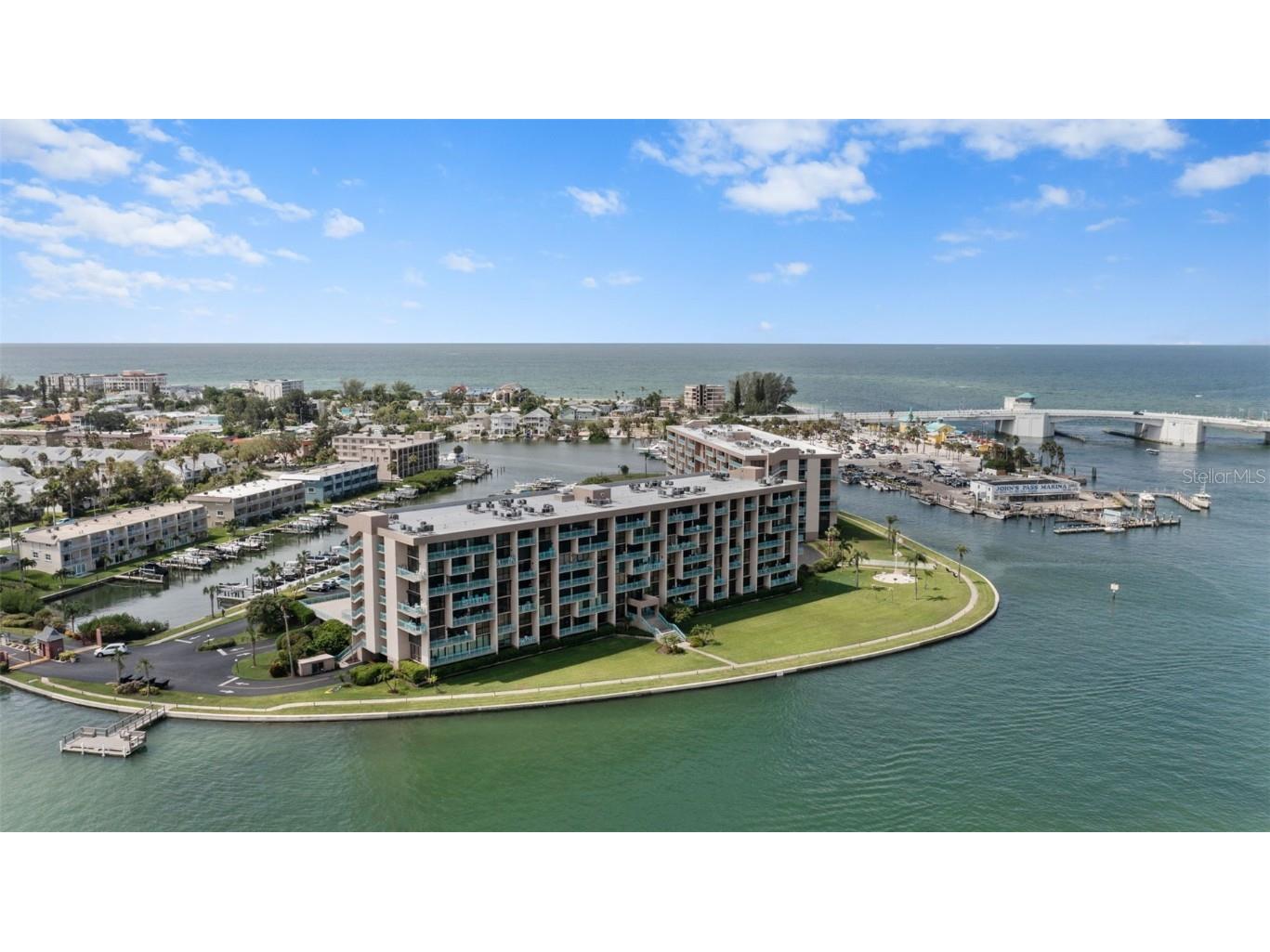 1 Key Capri #611E Treasure Island FL 33706 TB8420788 image1
