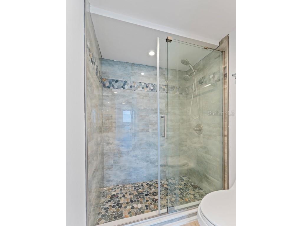 1 Key Capri #611E Treasure Island FL 33706 TB8420788 image13