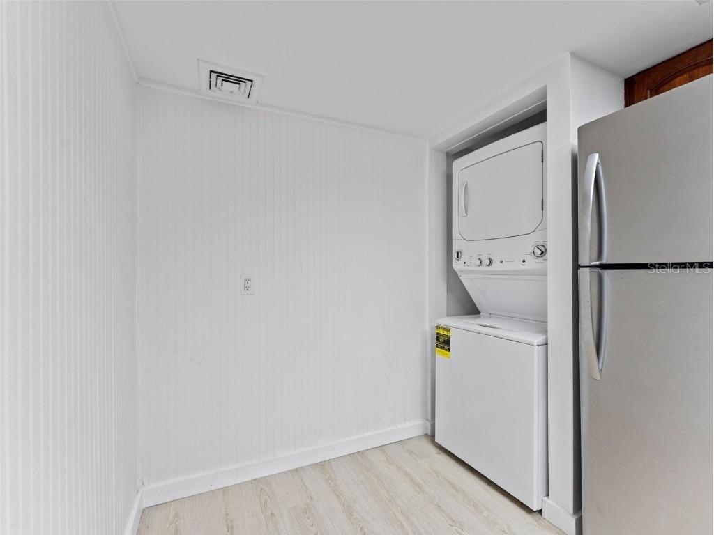 1 Key Capri #611E Treasure Island FL 33706 TB8420788 image16