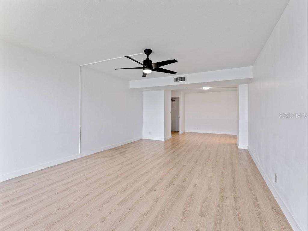 1 Key Capri #611E Treasure Island FL 33706 TB8420788 image5