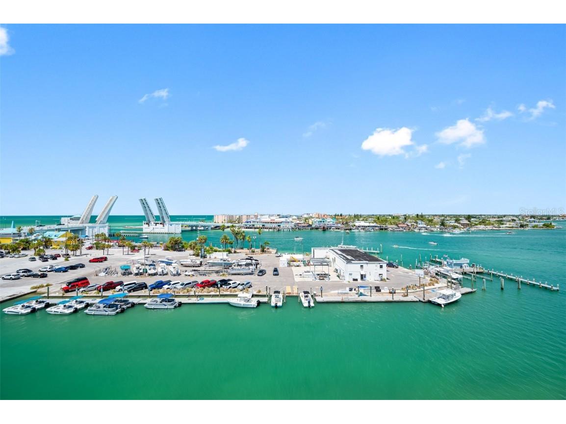 1 Key Capri #701W Treasure Island FL 33706 U8197996 image1