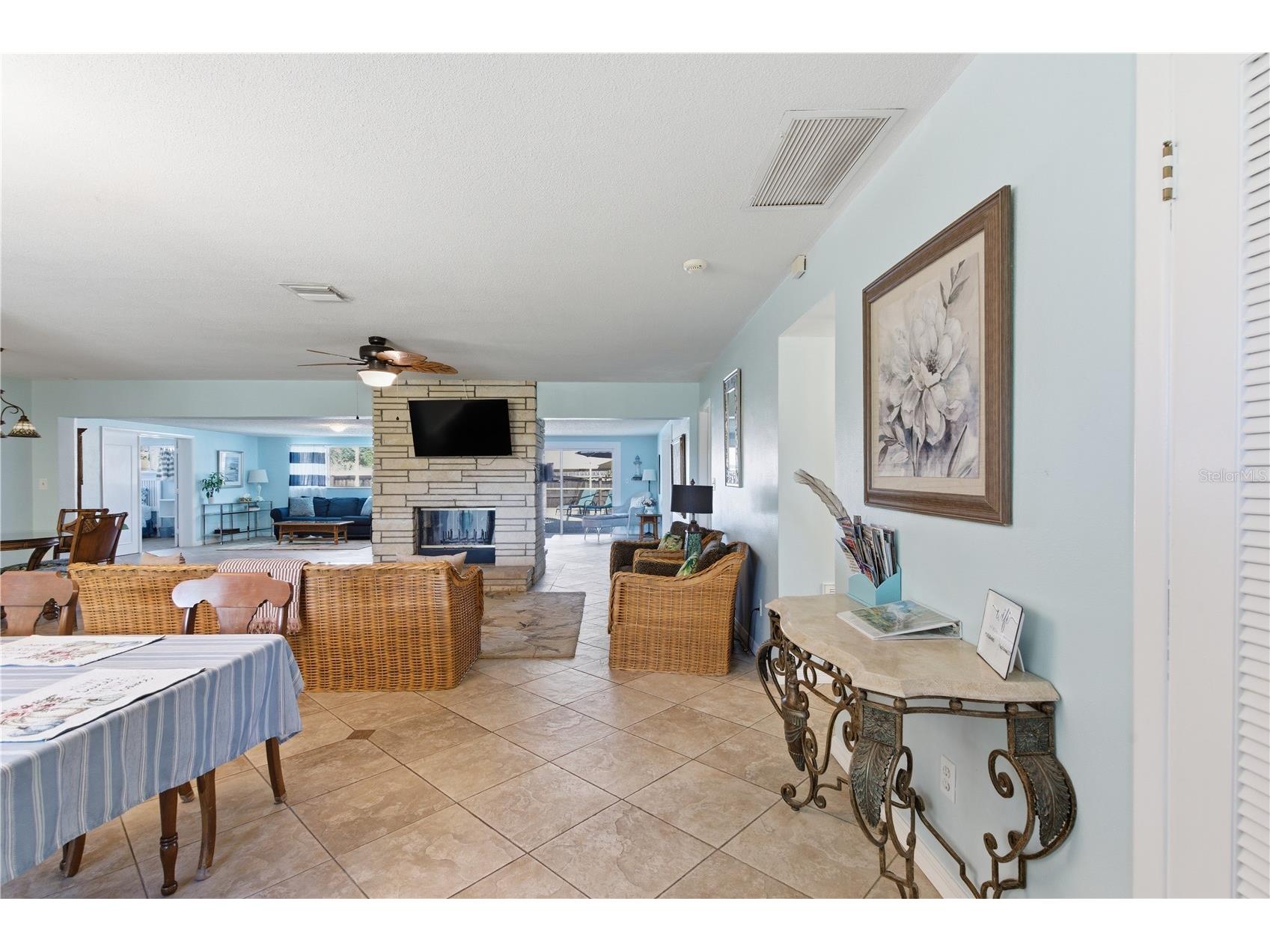 1 Maplewood Avenue Clearwater FL 33765 TB8498771 image5