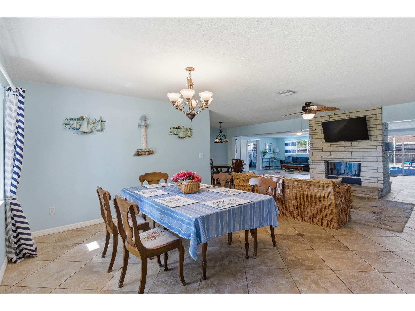 1 Maplewood Avenue Clearwater FL 33765 TB8498771 image7