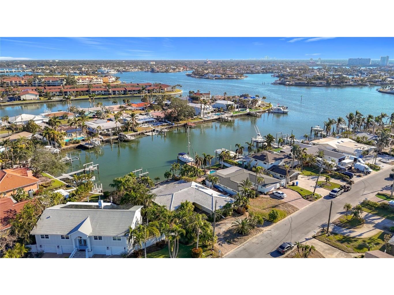 1 Marina Terrace Treasure Island FL 33706 TB8326982 image1