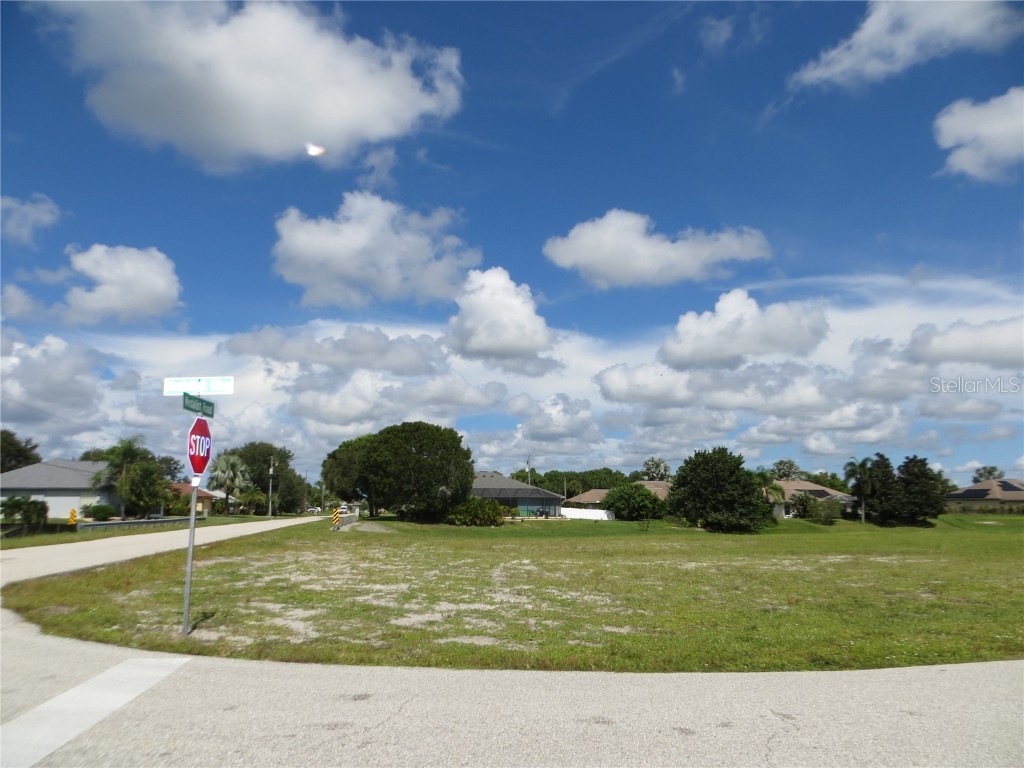 1 Medalist Way Rotonda West FL 33947 C7466334 image1