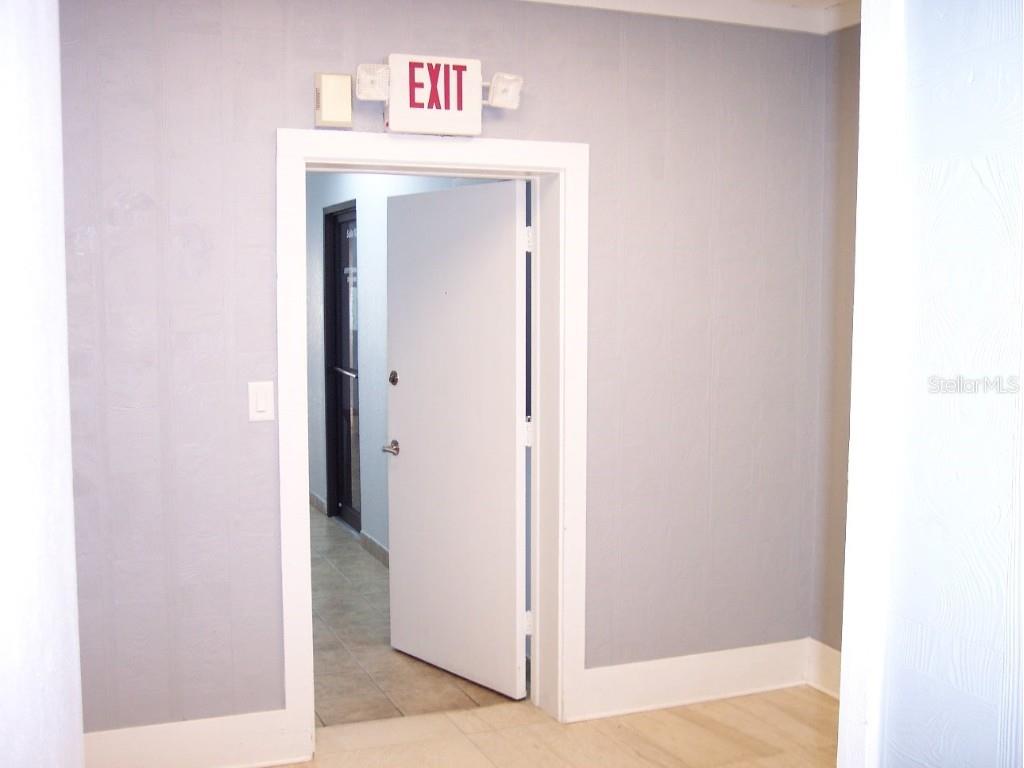 1 N Scenic Highway #108-109-201-202 Lake Wales FL 33853 P4930770 image13