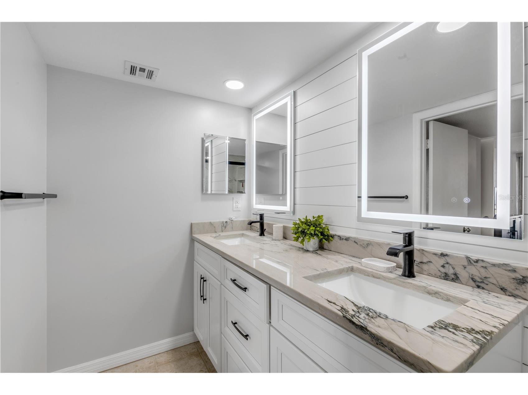 1 Oceans West Boulevard #10B4 Daytona Beach FL 32118 NS1086944 image27