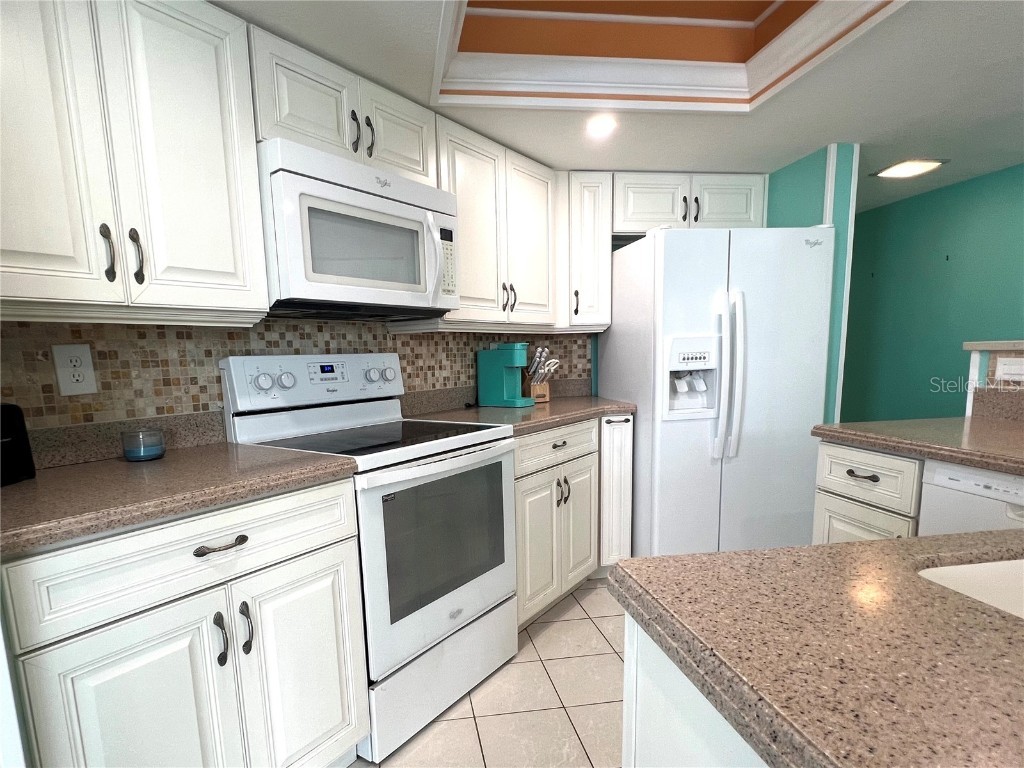 1 Oceans West Boulevard #15B4 Daytona Beach FL 32118 V4945316 image6