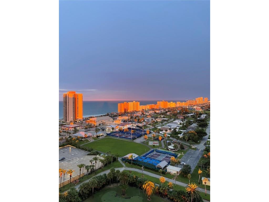 1 Oceans West Boulevard #18B6 Daytona Beach Shores FL 32118 - ATLANTIC OCEAN HALIFAX RIVER V4933232 image1