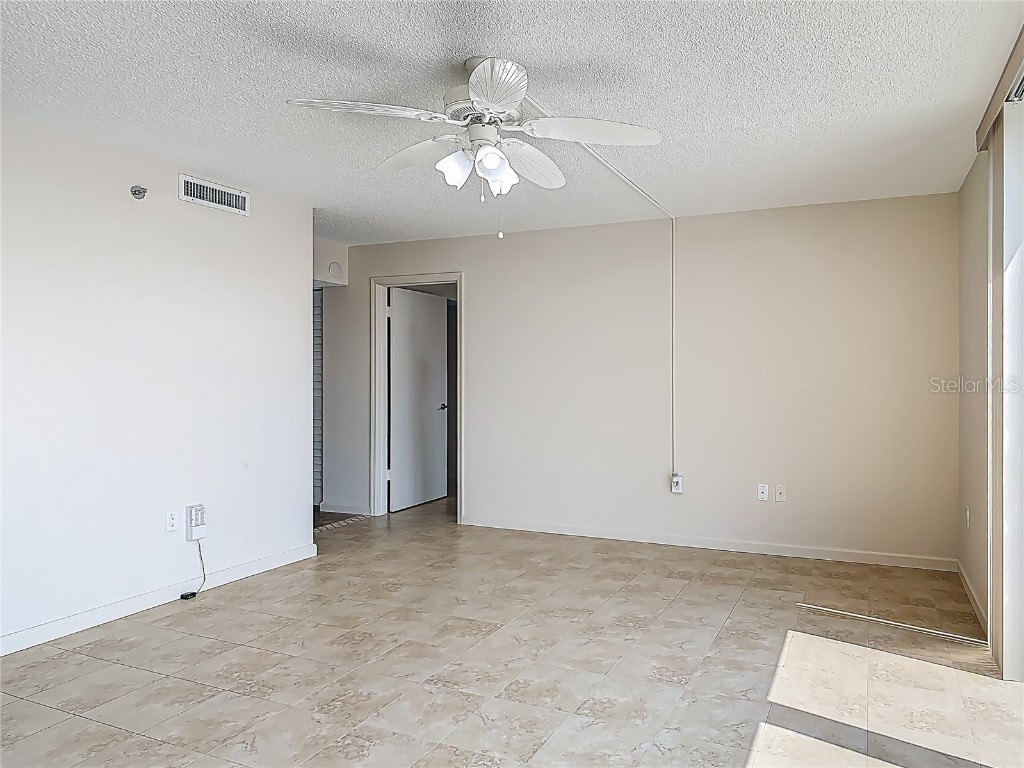 1 Oceans West Boulevard #2A1 Daytona Beach FL 32118 V4943033 image23