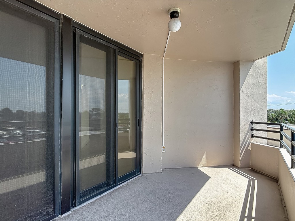 1 Oceans West Boulevard #2A1 Daytona Beach FL 32118 V4943033 image32