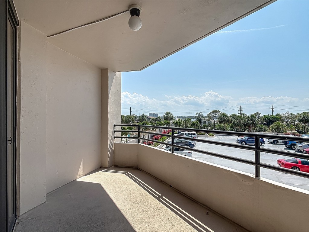 1 Oceans West Boulevard #2A1 Daytona Beach FL 32118 V4943033 image33