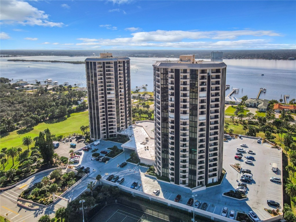 1 Oceans West Boulevard #2A3 Daytona Beach Shores FL 32118 V4933912 image1