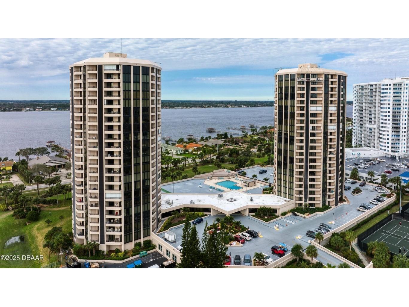 1 Oceans West Boulevard #6A6 Daytona Beach Shores FL 32118 O6346571 image1