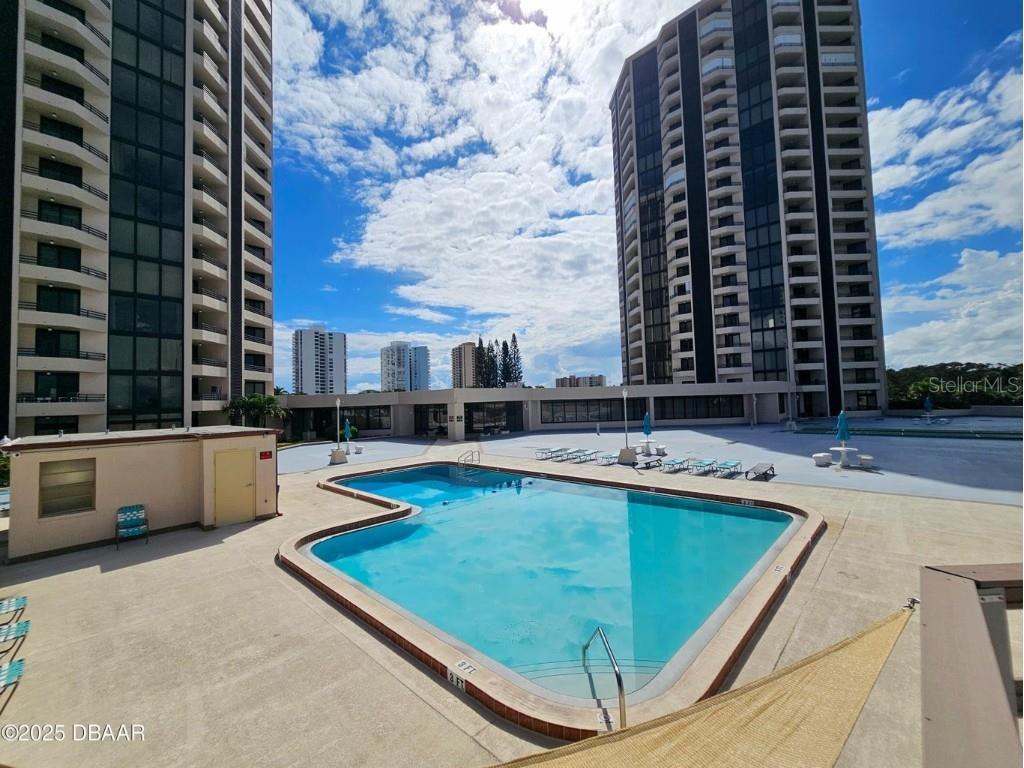 1 Oceans West Boulevard #6A6 Daytona Beach Shores FL 32118 O6346571 image2