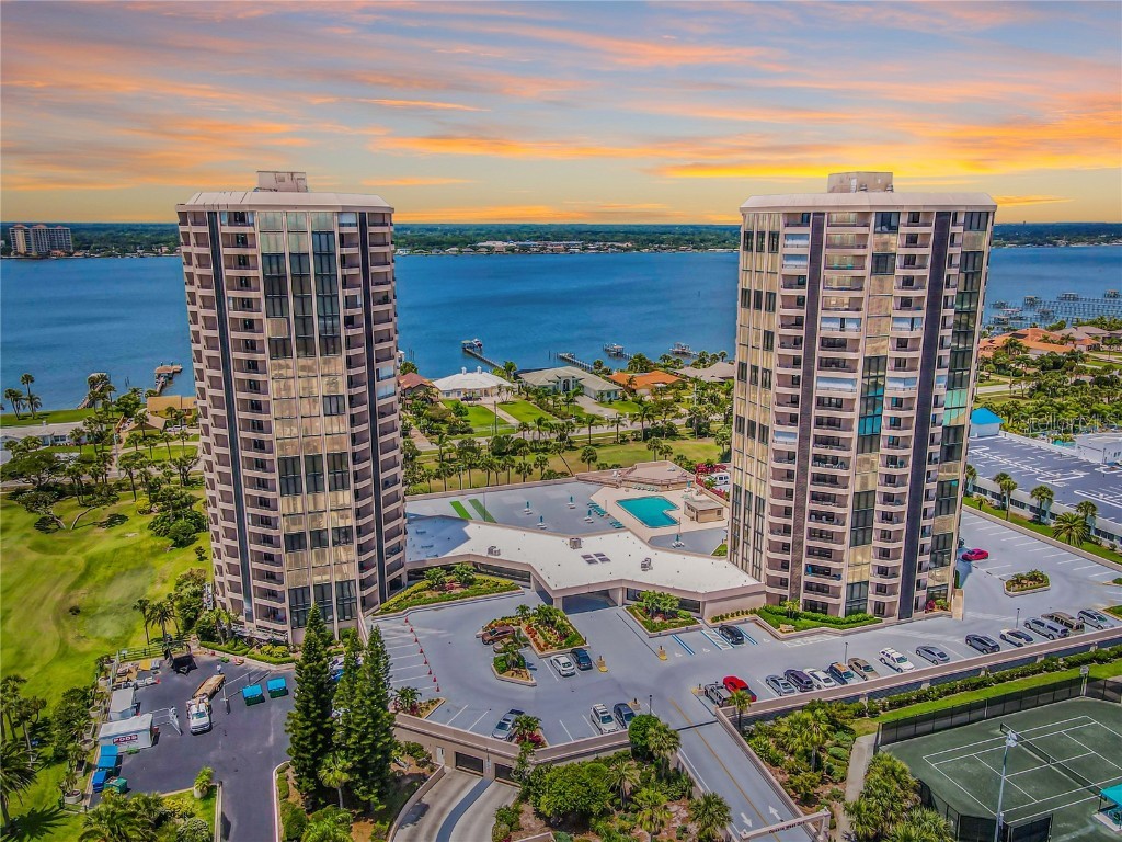 1 Oceans West Boulevard #9B2 Daytona Beach FL 32118 V4938236 image1