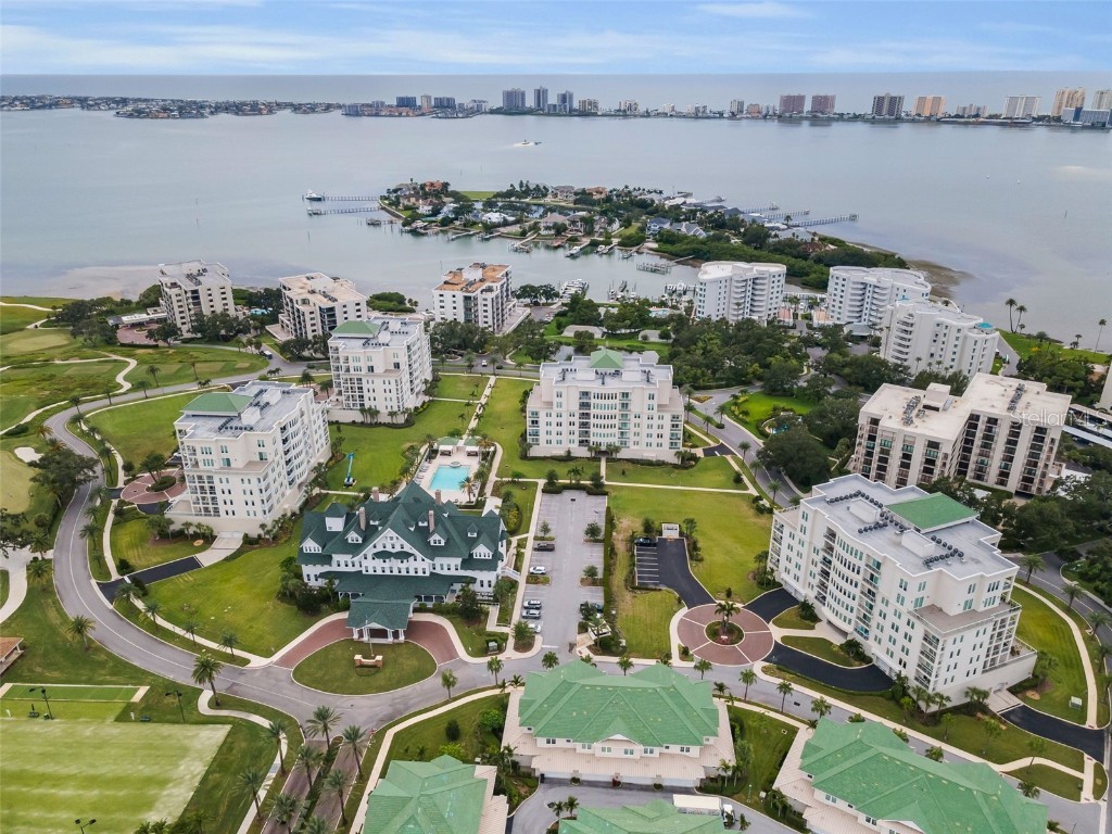 1 Palm Terrace Belleair FL 33756 TB8424891 image4