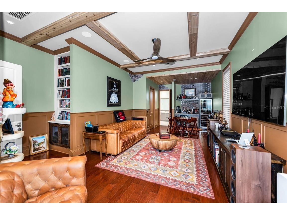 1 Palm Terrace Belleair FL 33756 TB8424891 image42