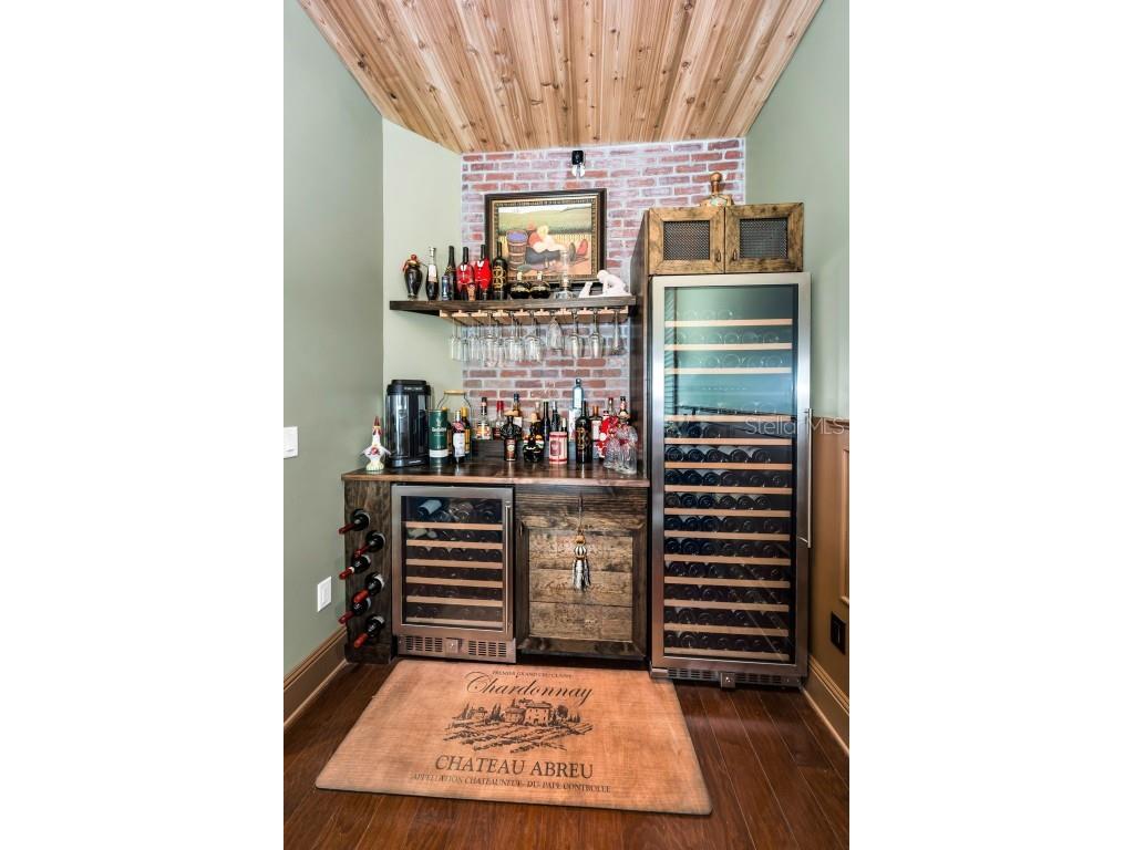 1 Palm Terrace Belleair FL 33756 TB8424891 image44