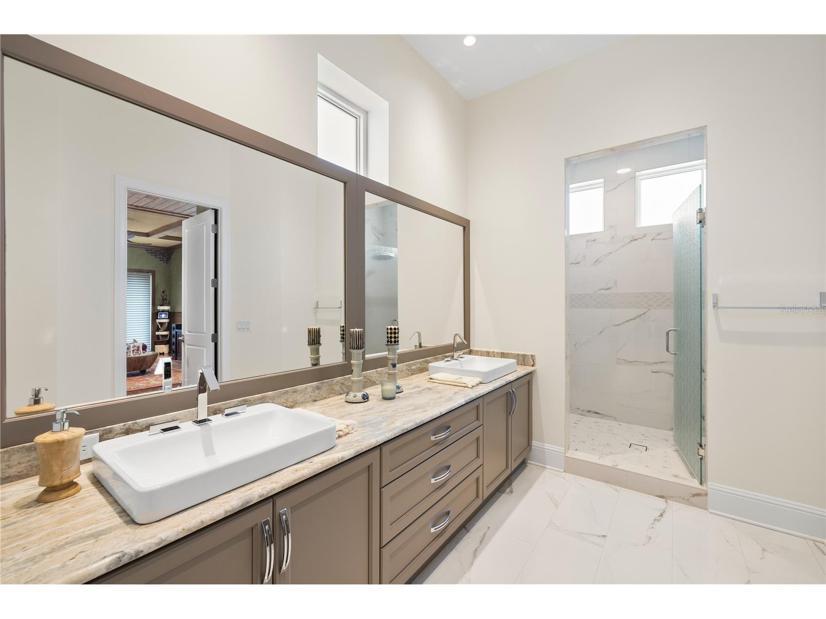 1 Palm Terrace Belleair FL 33756 TB8489049 image23