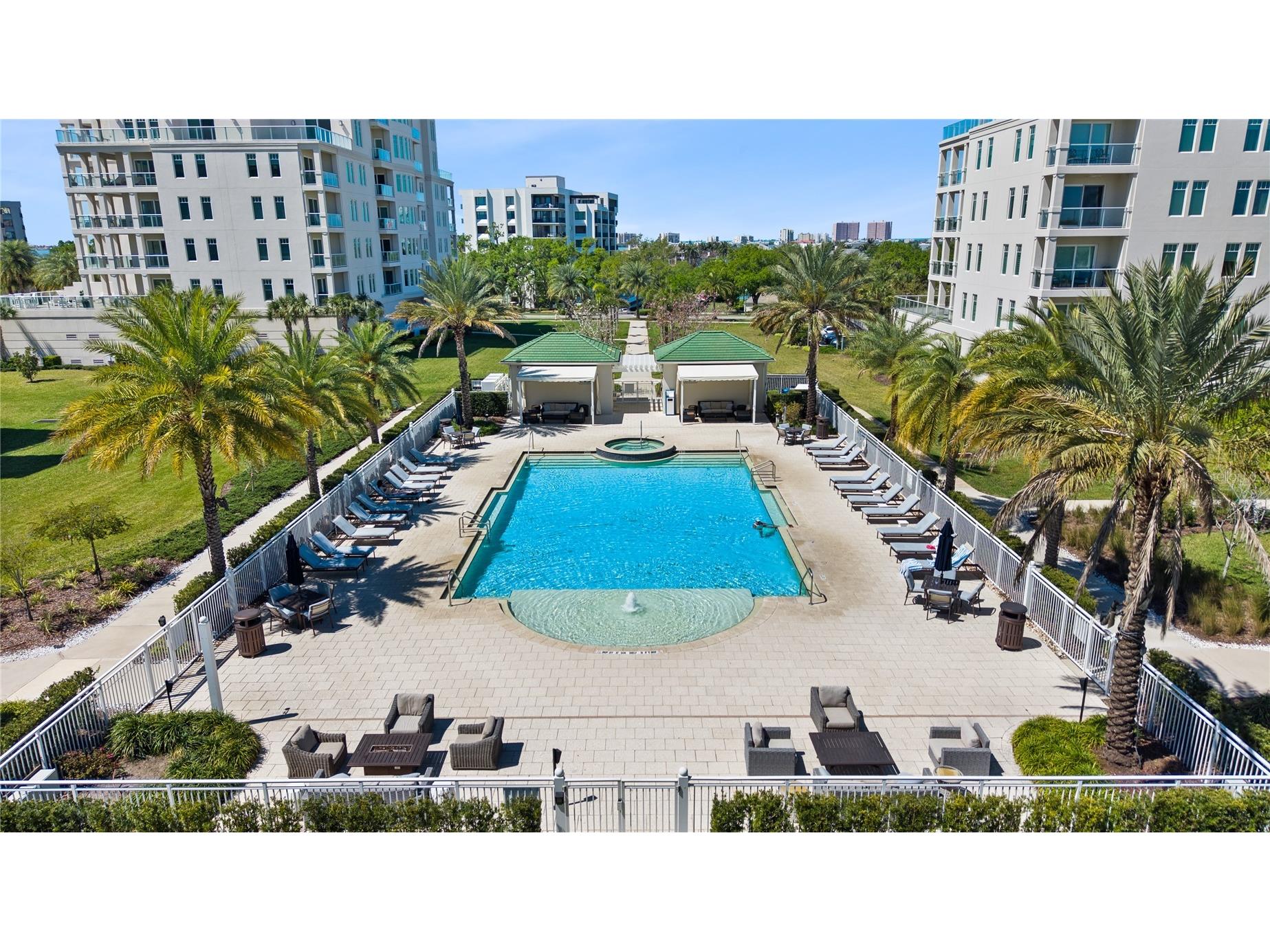 1 Palm Terrace Belleair FL 33756 TB8489049 image26