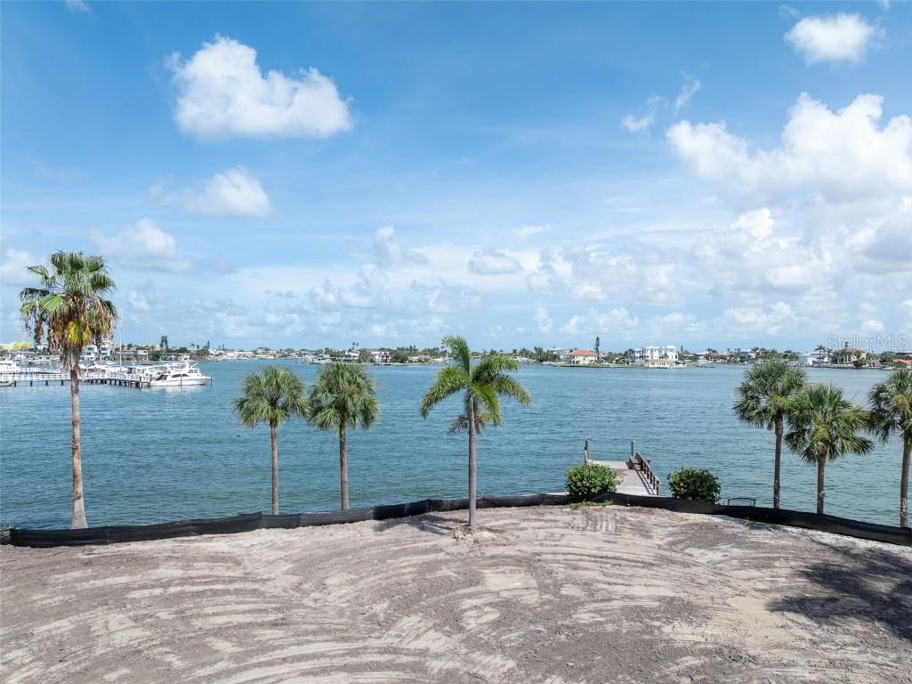 1 Paradise Lane Treasure Island FL 33706 - BOCA CIEGA BAY TB8439266 image2