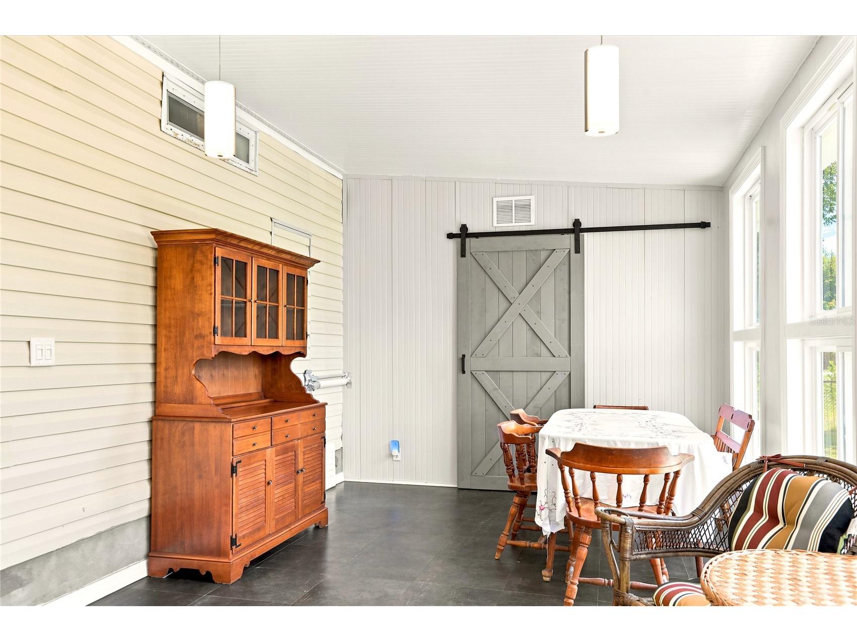 1 Poinsettia Drive Fort Myers FL 33905 C7527019 image10