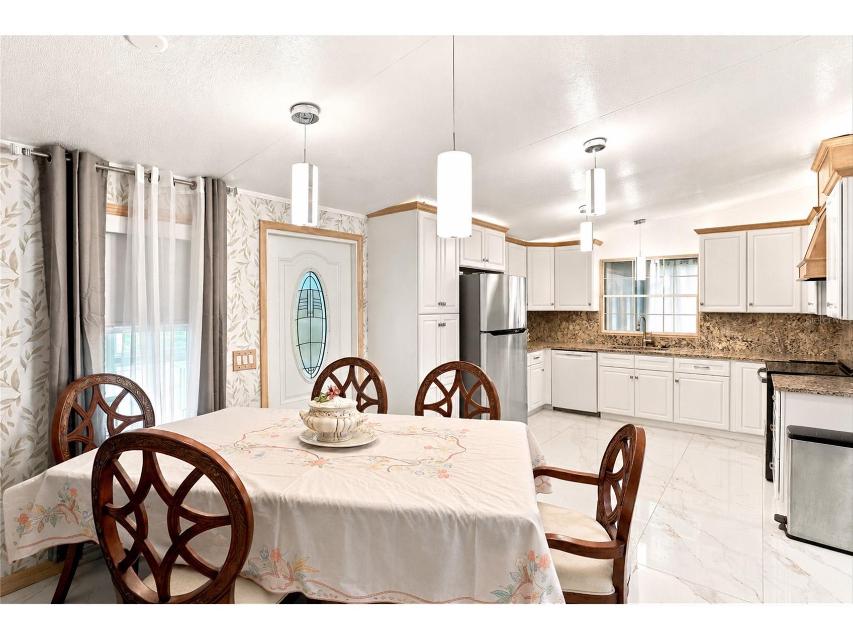 1 Poinsettia Drive Fort Myers FL 33905 C7527019 image22
