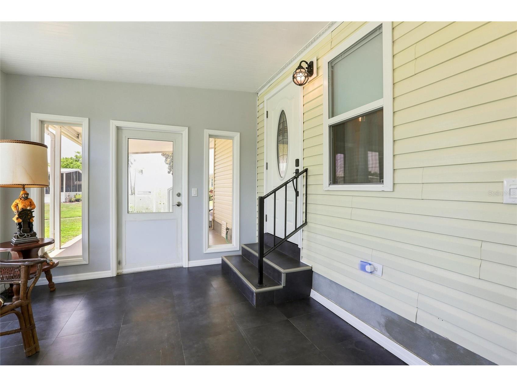 1 Poinsettia Drive Fort Myers FL 33905 C7527019 image8