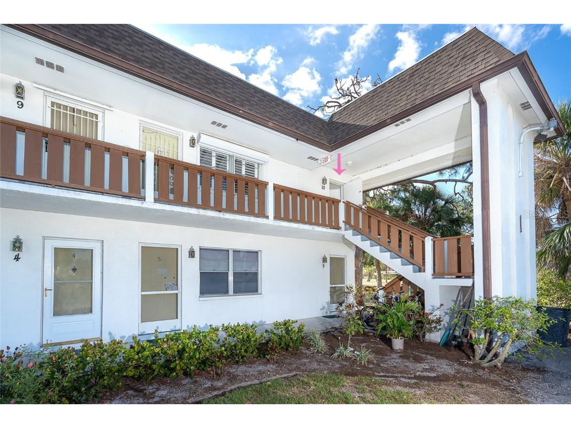 1 Quails Run Boulevard #10 Englewood FL 34223 D6130275 image1