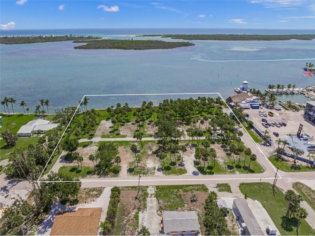 1 Rasche Road Englewood FL 34224 - LEMON BAY D6142920 image1