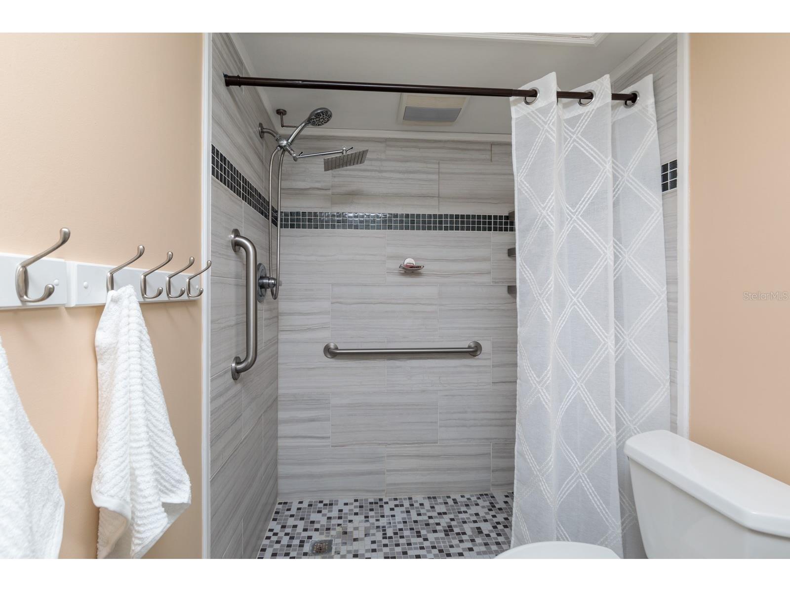1 S Boca Ciega Point Boulevard #204 Saint Petersburg FL 33708 - BOCA CIEGA BAY TB8497127 image17