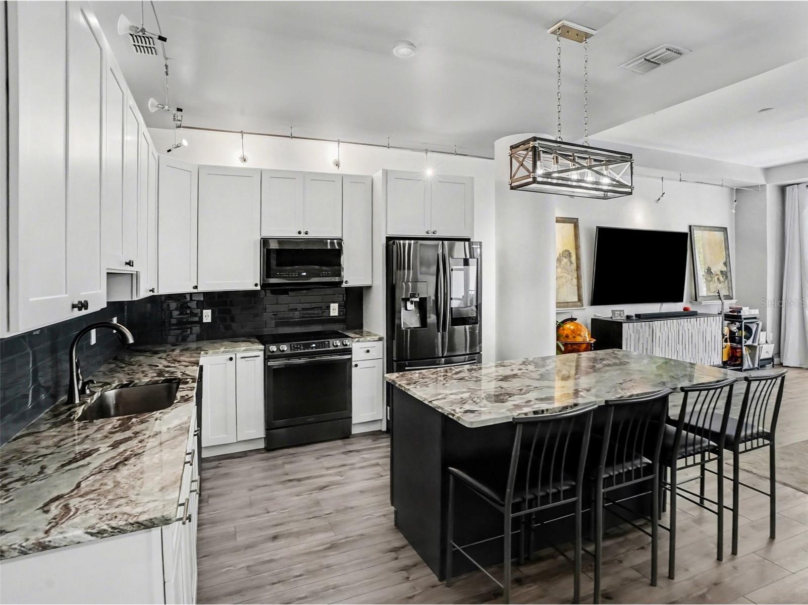 1 S Eola Drive #1 Orlando FL 32801 O6405434 image8