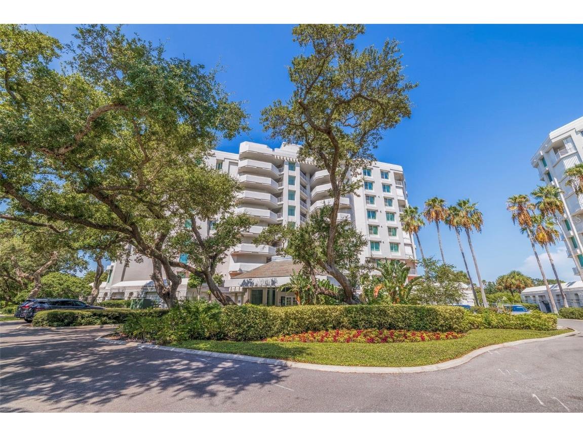 1 Seaside Lane #104 Belleair FL 33756 U8252711 image1